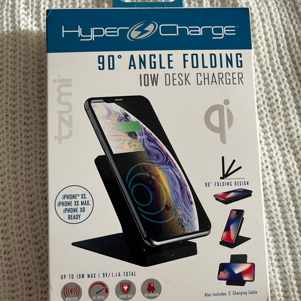 iPhone Low Desk Wireless Charger
